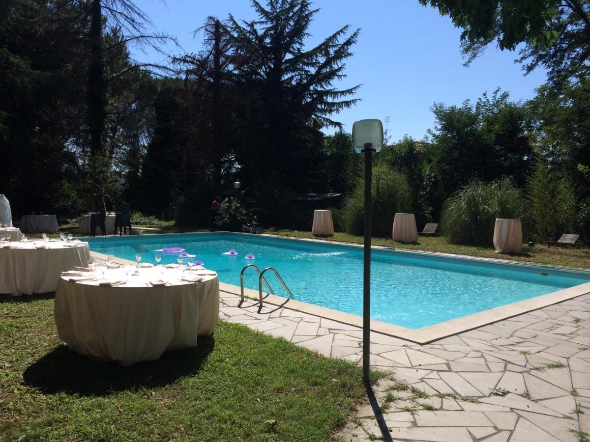 Bed and Breakfast I Poggi Di S.Caterina Sarzana Exterior foto